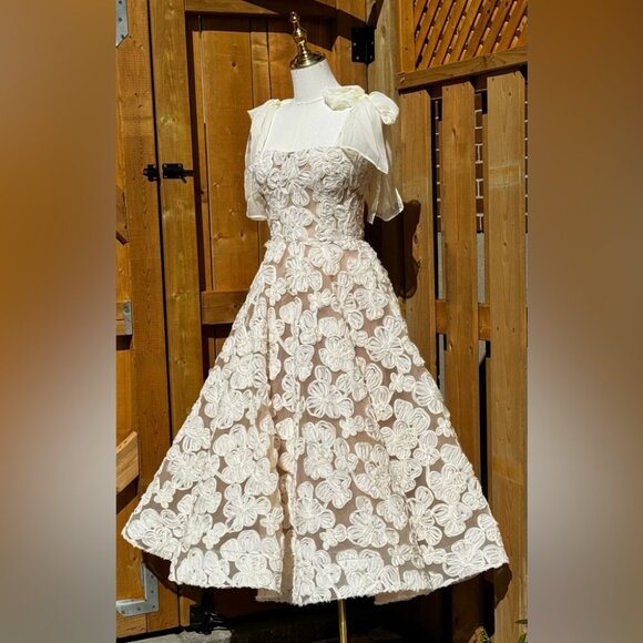 🆕 BRONX & BANCO 🧿 NWOT Sabrina White Bridal Midi Dress, Sz L / US 8 - Picture 9 of 16